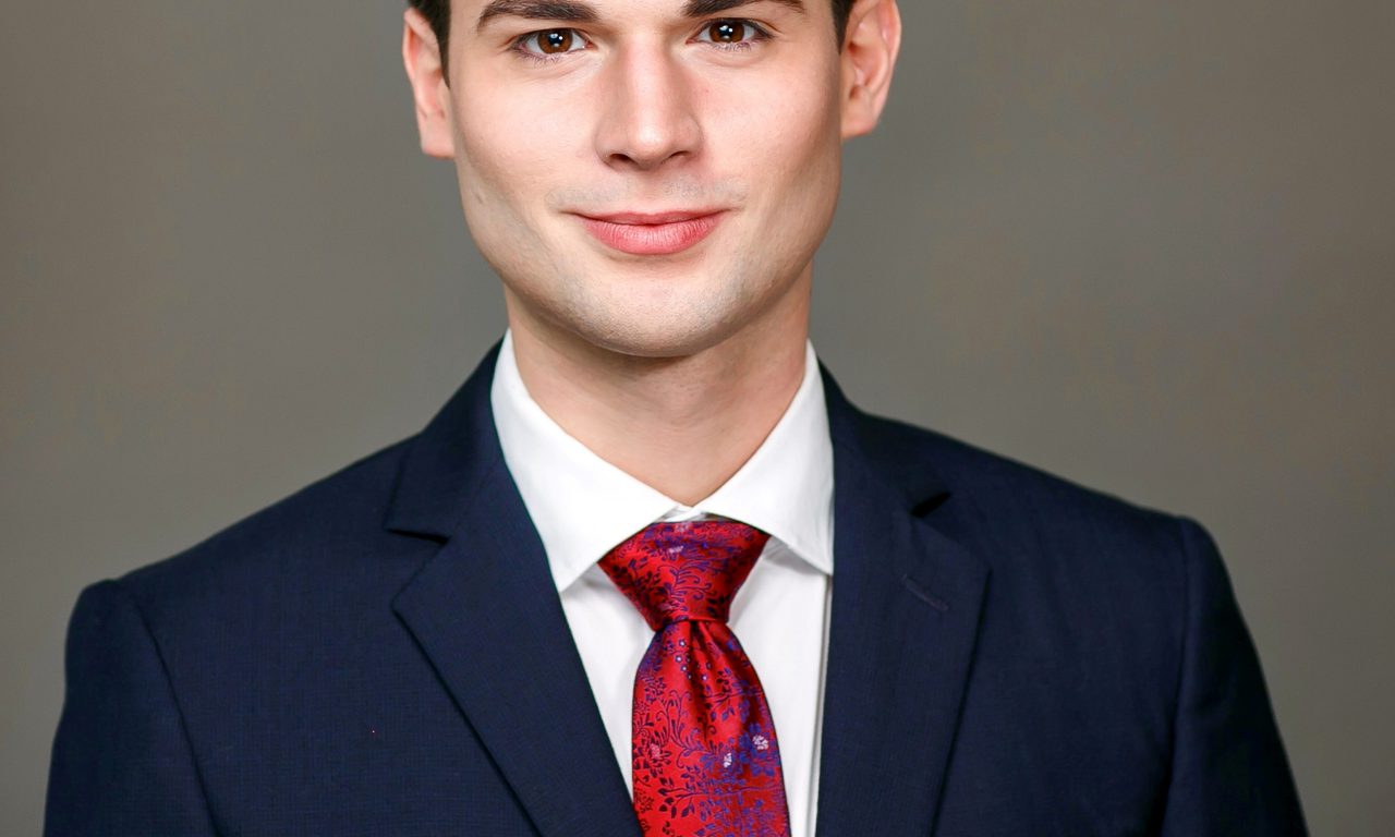 Gina Simonelli Simone Gavioli joins the firm’s Litigation department | Grant Saw ...